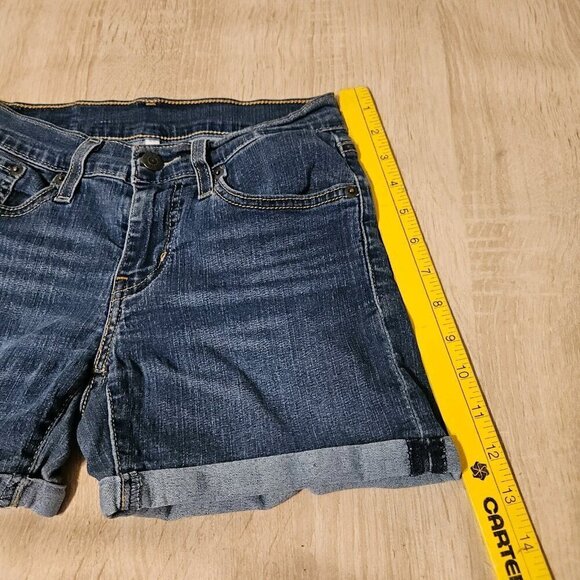 Signature Levi Strauss Low Rise Cuffed Stretch  Denim Jean Shorts Women’s Sz 24 - Picture 6 of 7